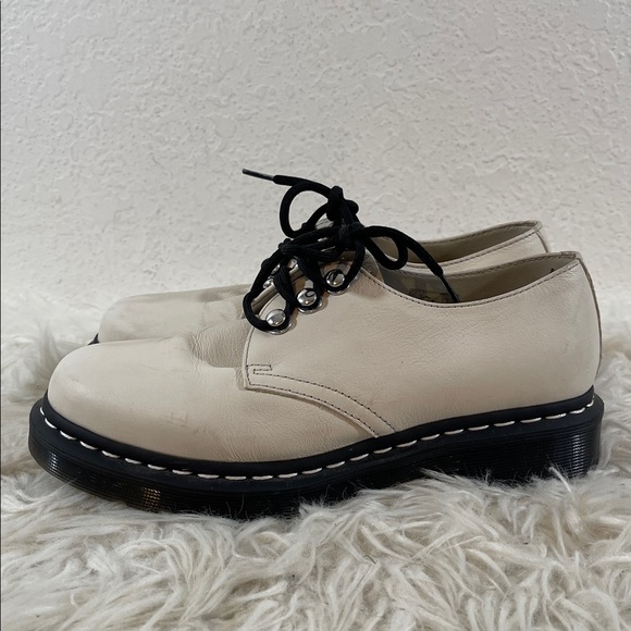 Dr. Martens 1461 HDW Ivory Oxford Hardware Leather Shoes Women’s Size 8 Unisex - Picture 8 of 12